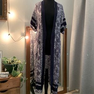 H&M long Kimono robe with pockets!